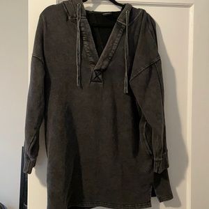 Mono B wide neck hoodie with front pocket. Runs BIG!